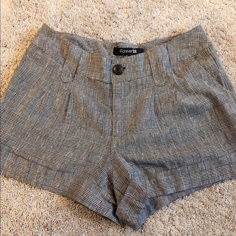 Forever21 Gray Glen shorts